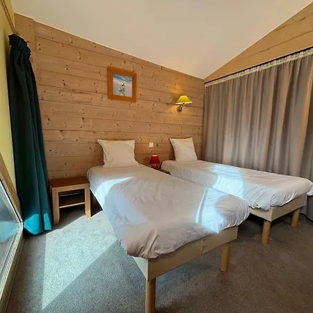 Christiana 603 Cles Blanches Апартаменты Куршевель